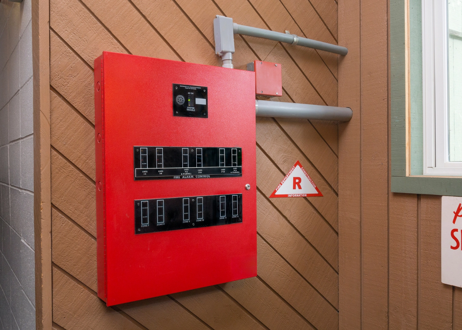 Quels contrôles périodiques pour vos installations de sécurité incendie ?